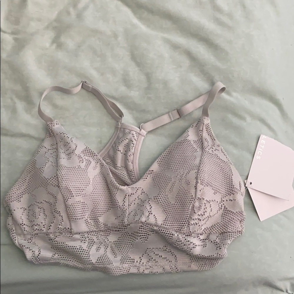 Fabletics sports bra